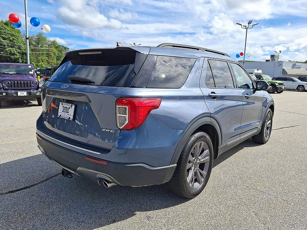 Used 2021 Ford Explorer XLT w/ Equipment Group 202A AWD/4WD image 54