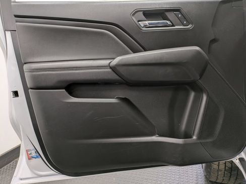 Used 2023 GMC Canyon Elevation w/ Convenience Package AWD/4WD image 8