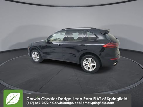Used 2016 Porsche Cayenne AWD/4WD image 6