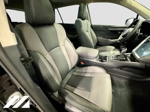 Certified 2025 Subaru Outback Onyx Edition image 30