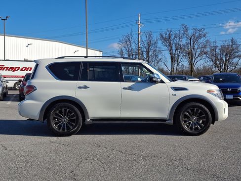 Used 2017 Nissan Armada Platinum image 7