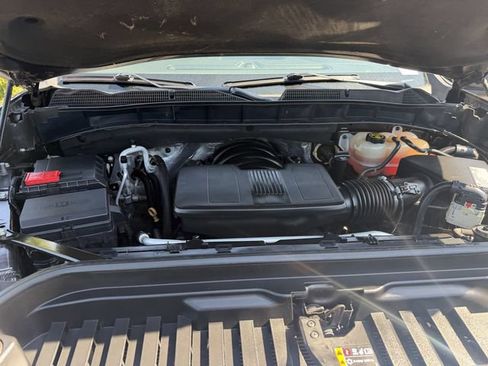 Used 2019 GMC Sierra 1500 SLT RWD image 30