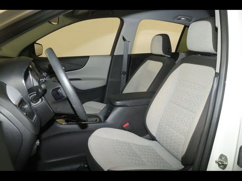 Used 2023 Chevrolet Equinox LS w/ LS Convenience Package image 14