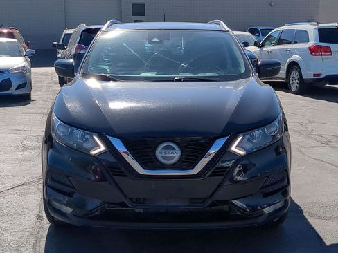 Used 2020 Nissan Rogue Sport SV w/ All-Weather Package AWD/4WD image 11
