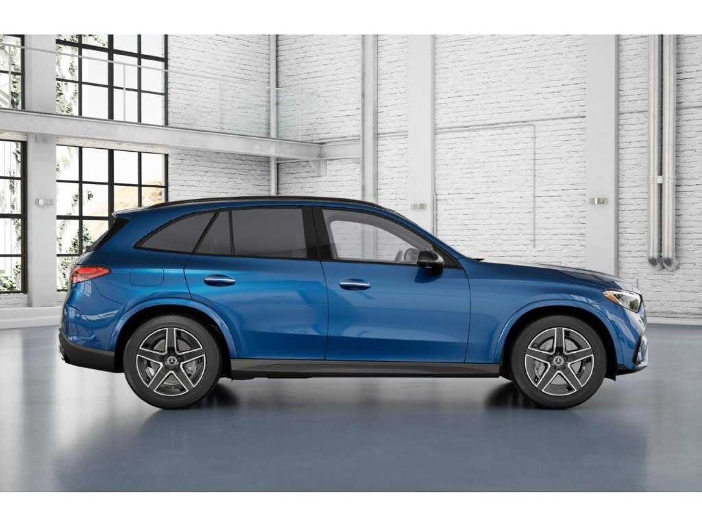Used 2026 Mercedes-Benz GLC 300 4MATIC image 16