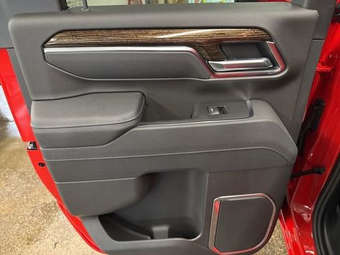 Used 2026 GMC Sierra 2500 SLE w/ SLE Value Package; image 20