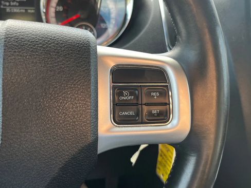 Used 2019 Dodge Grand Caravan GT image 26