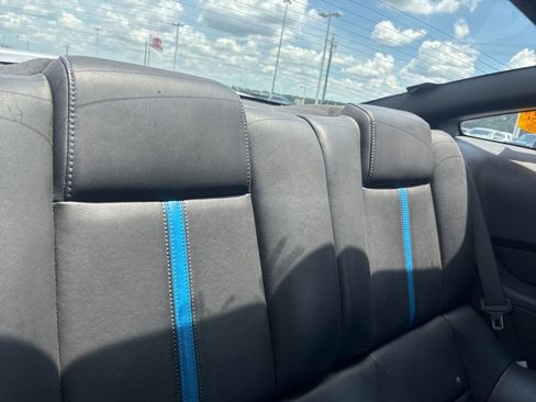 Used 2010 Ford Mustang GT Premium RWD image 25