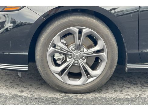 Used 2024 Honda Accord EX-L image 10