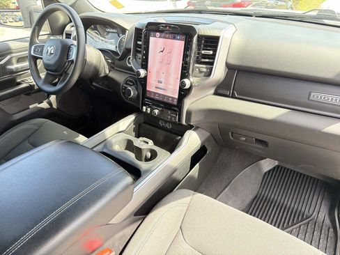 Used 2025 RAM 1500 Big Horn AWD/4WD image 25