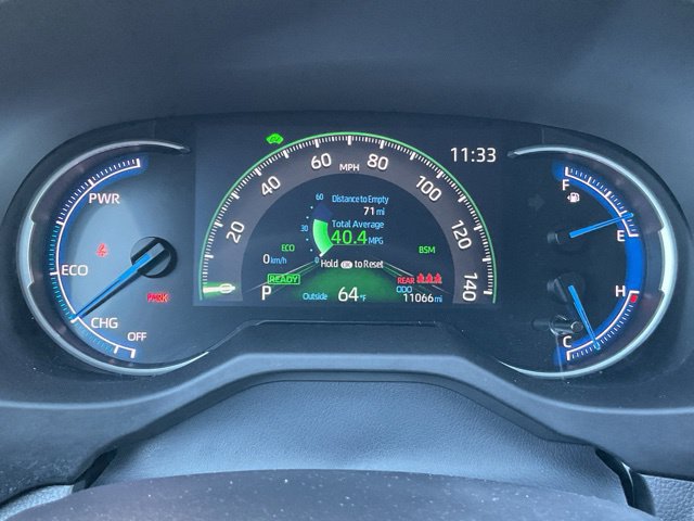 Used 2025 Toyota RAV4 SE AWD/4WD image 29