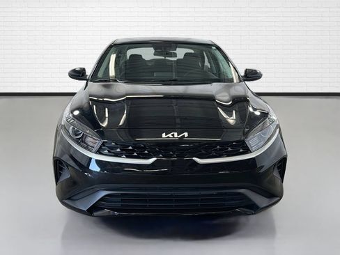 Used 2024 Kia Forte LXS FWD image 2