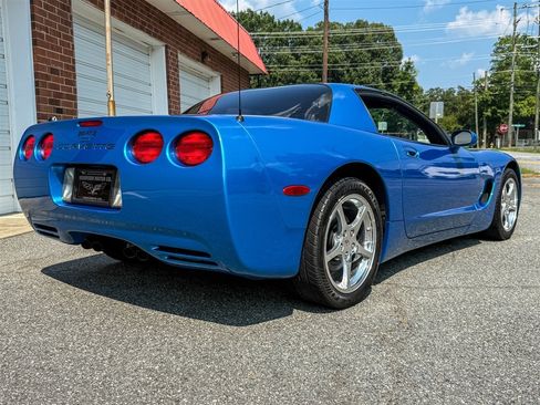 Used 1999 Chevrolet Corvette Coupe w/ Lighting Pkg RWD image 34