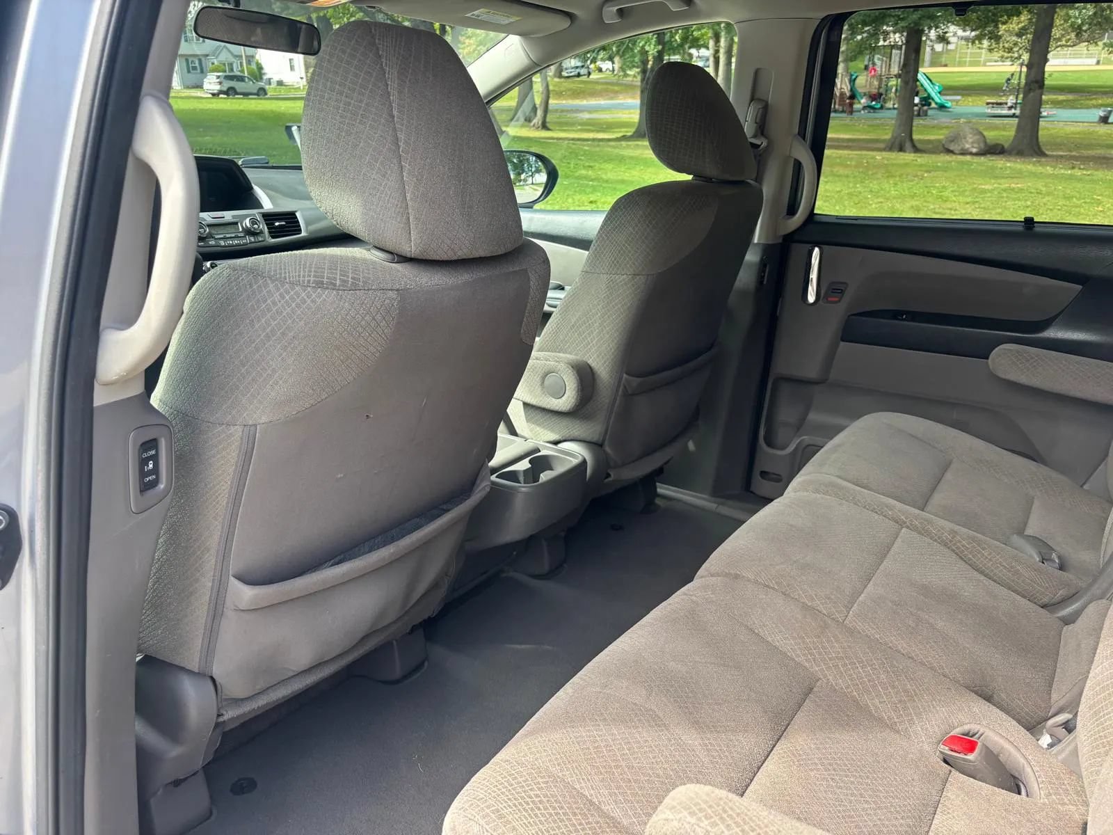 Used 2016 Honda Odyssey SE image 21