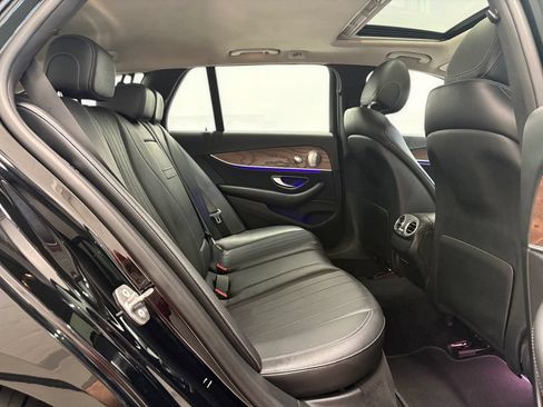 Used 2017 Mercedes-Benz E 400 4MATIC Wagon image 16