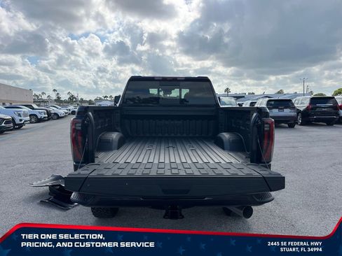 New 2026 GMC Sierra 2500 AT4 w/ AT4 Premium Plus Package AWD/4WD image 16