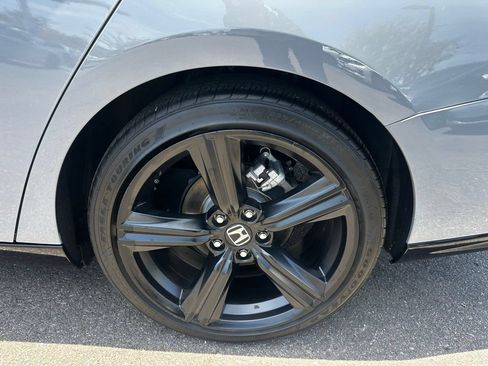 Used 2023 Honda Accord Sport image 9