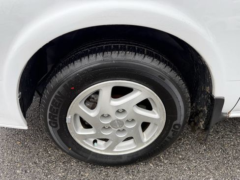 Used 1997 Nissan Maxima GLE image 24