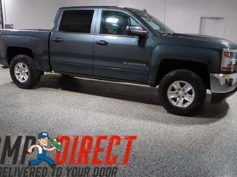 Used 2018 Chevrolet Silverado 1500 LT AWD/4WD image 6