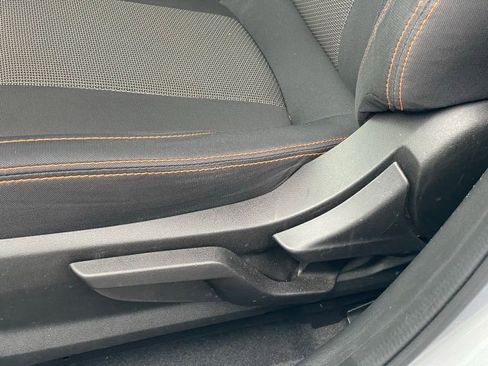 Used 2021 Subaru Crosstrek 2.0i Premium image 13