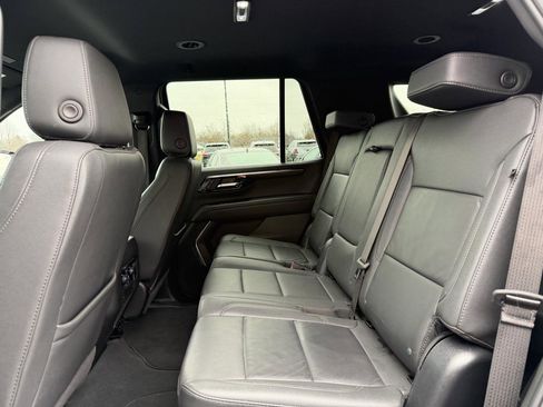 Used 2025 Chevrolet Tahoe LT image 18