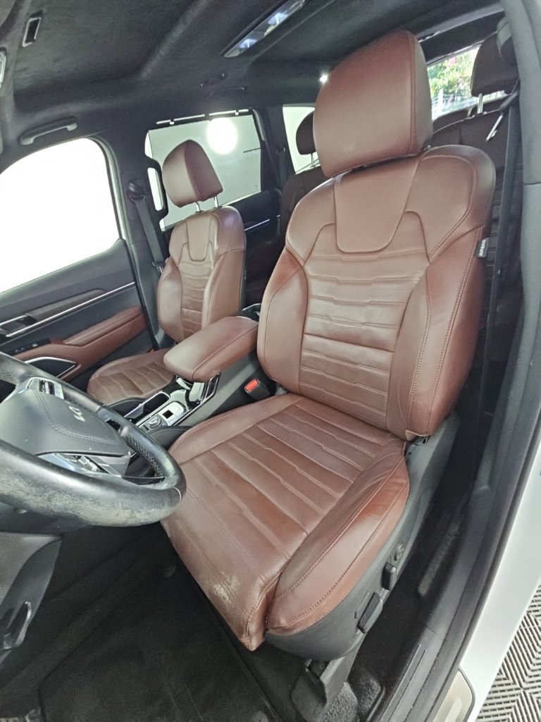 Used 2023 Kia Telluride SX Prestige AWD/4WD image 29