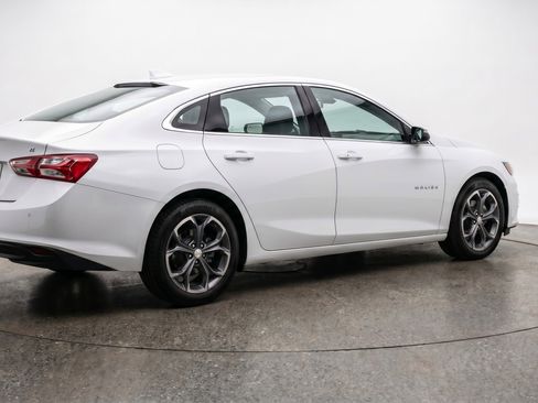 Used 2024 Chevrolet Malibu LT FWD image 9