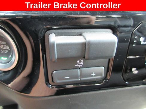 Certified 2025 GMC Sierra 1500 Elevation AWD/4WD image 19