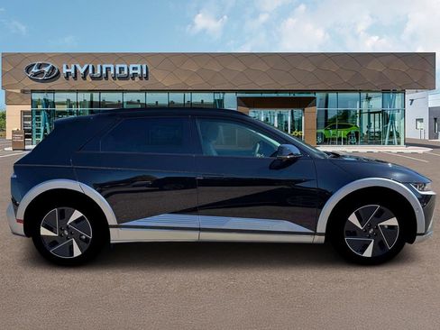 New 2026 Hyundai Ioniq 5 Limited image 9
