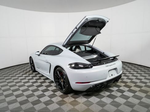 Certified 2025 Porsche 718 Cayman GTS RWD image 29