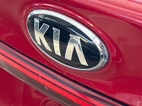 Used 2020 Kia Forte LXS image 9