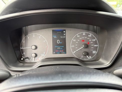 Used 2025 Toyota Corolla LE FWD image 9