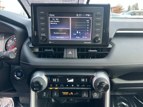 Certified 2022 Toyota RAV4 XLE image 22