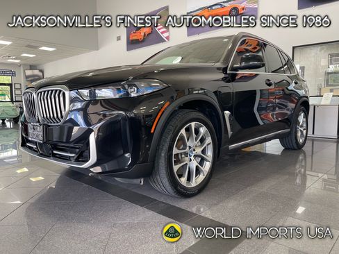 Used 2024 BMW X5 xDrive50e AWD/4WD image 1