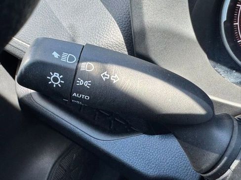 Certified 2025 Toyota RAV4 XLE AWD/4WD image 25