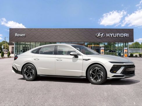 New 2026 Hyundai Sonata SEL AWD/4WD image 5