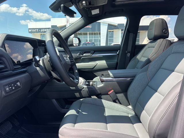 New 2027 GMC Terrain AT4 w/ Technology Package II AWD/4WD image 13