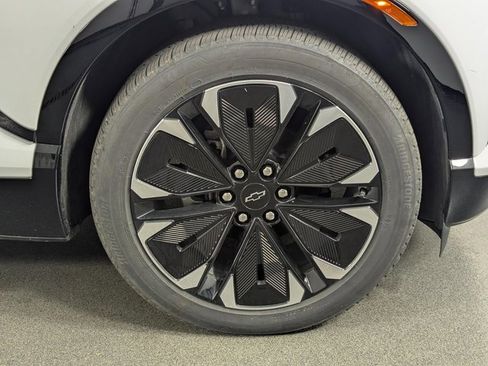 Used 2024 Chevrolet Blazer EV RS image 11