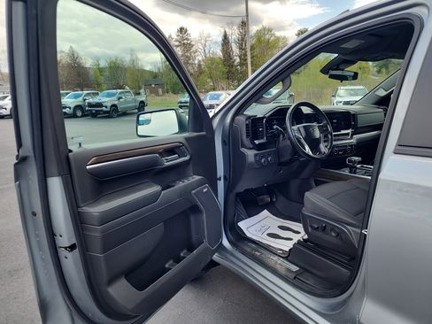Certified 2024 Chevrolet Silverado 1500 LT Trail Boss w/ Convenience Package II AWD/4WD image 10