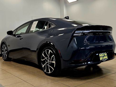 Used 2024 Toyota Prius Prime XSE image 5