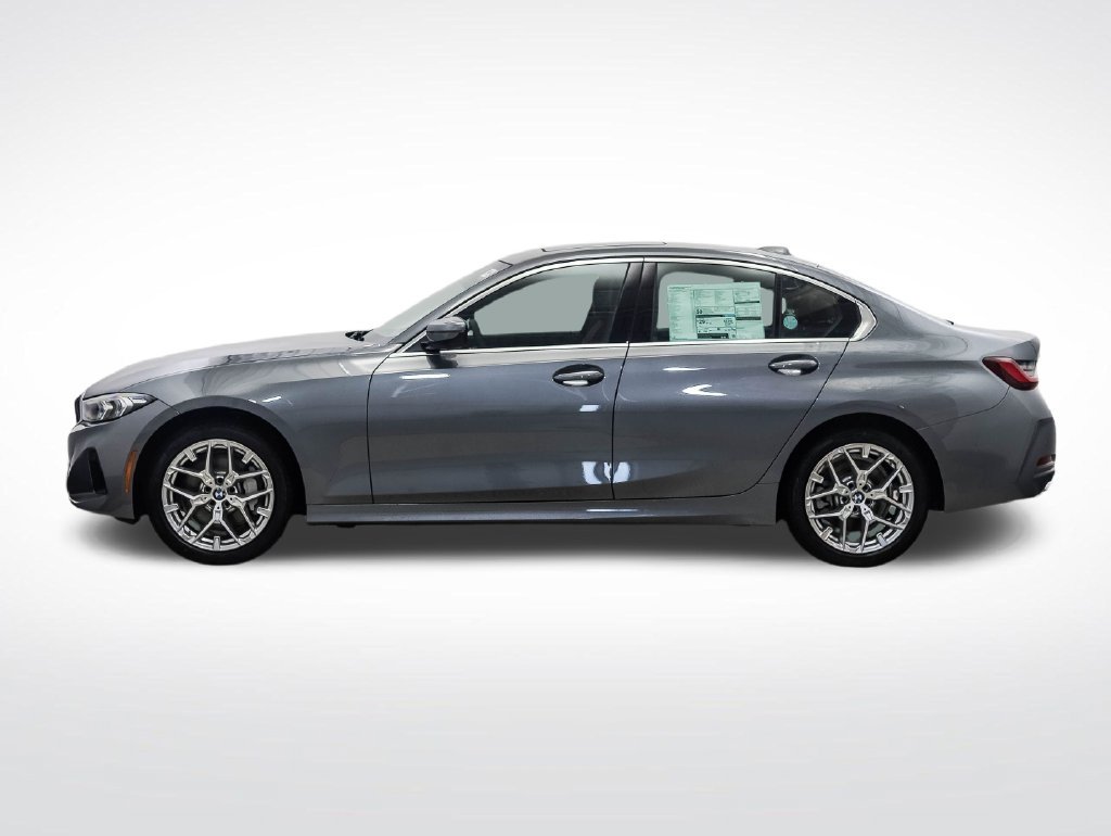 Used 2026 BMW 330i xDrive Sedan w/ Convenience Package AWD/4WD image 2