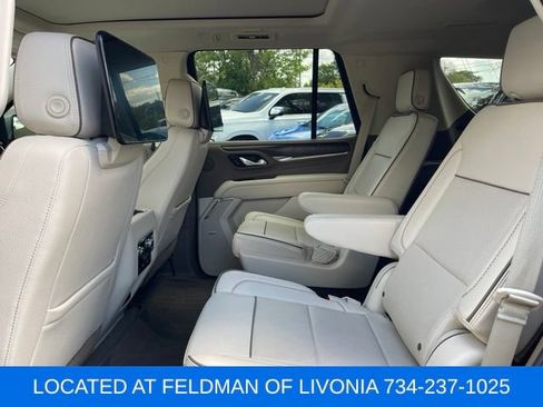 Used 2021 GMC Yukon Denali w/ Denali Premium Package AWD/4WD image 9