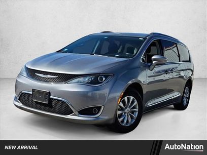 Used 2019 Chrysler Pacifica Touring-L