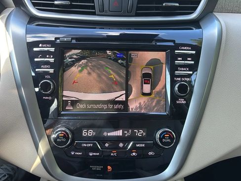 Used 2020 Nissan Murano SV w/ Premium Package AWD/4WD image 12