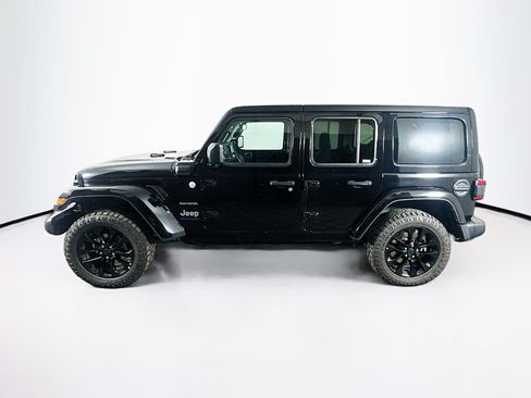 Used 2024 Jeep Wrangler Unlimited Sahara AWD/4WD image 4