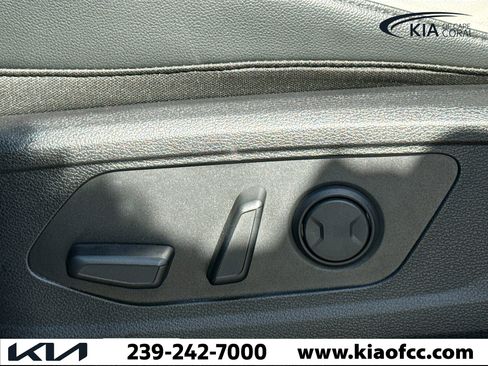 Certified 2023 Kia Sportage EX image 23
