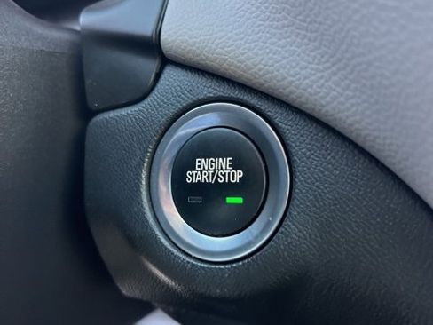 Used 2023 Chevrolet Equinox LT image 21