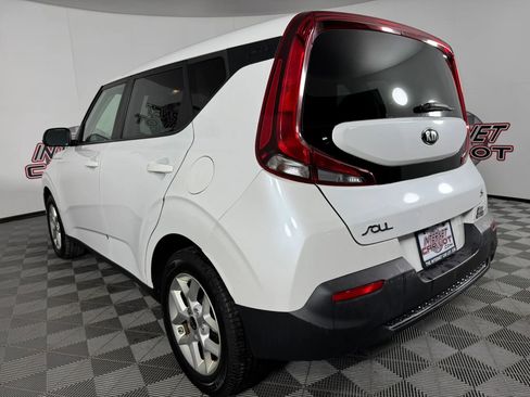 Used 2020 Kia Soul S image 25