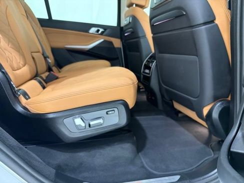 Certified 2024 BMW X7 xDrive40i w/ Climate Comfort Package AWD/4WD image 25