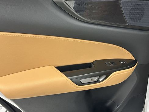 Used 2025 Lexus NX 250 FWD w/ Premium Package image 24